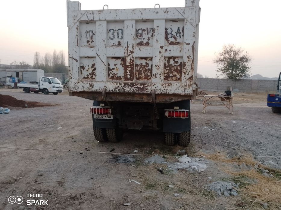 Хова самосвал сотилади