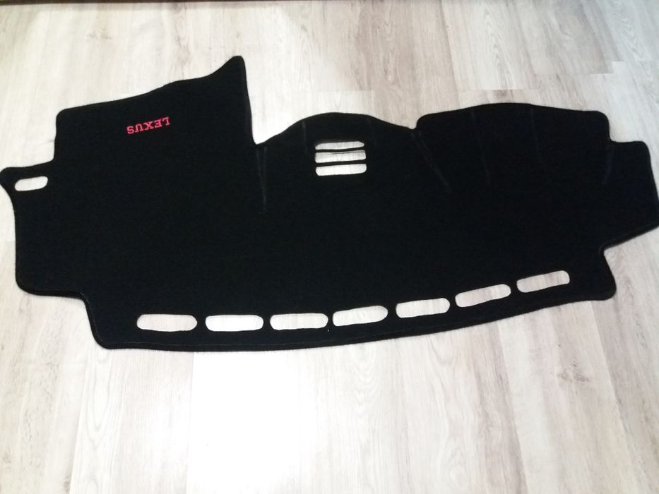 Продам коврик на панель