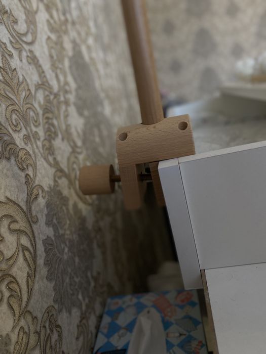 Продам деревянный мобиль Монтессори
