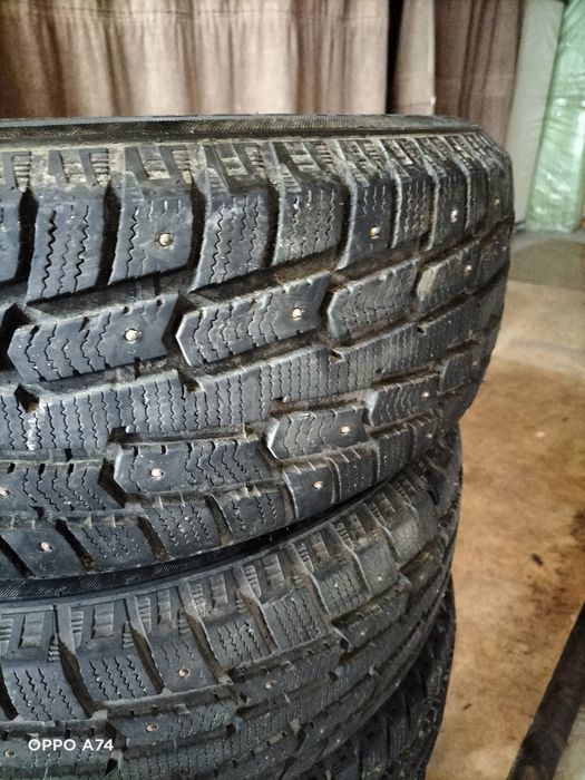 Продам шины Roadx