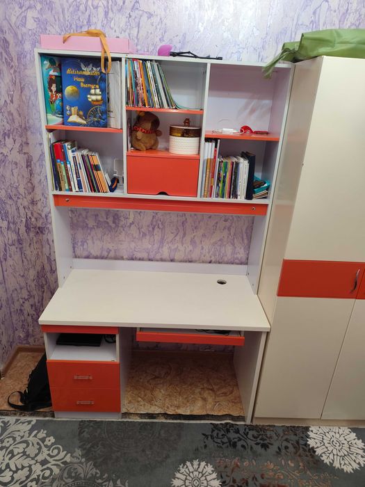 Детская или подростковая мебель