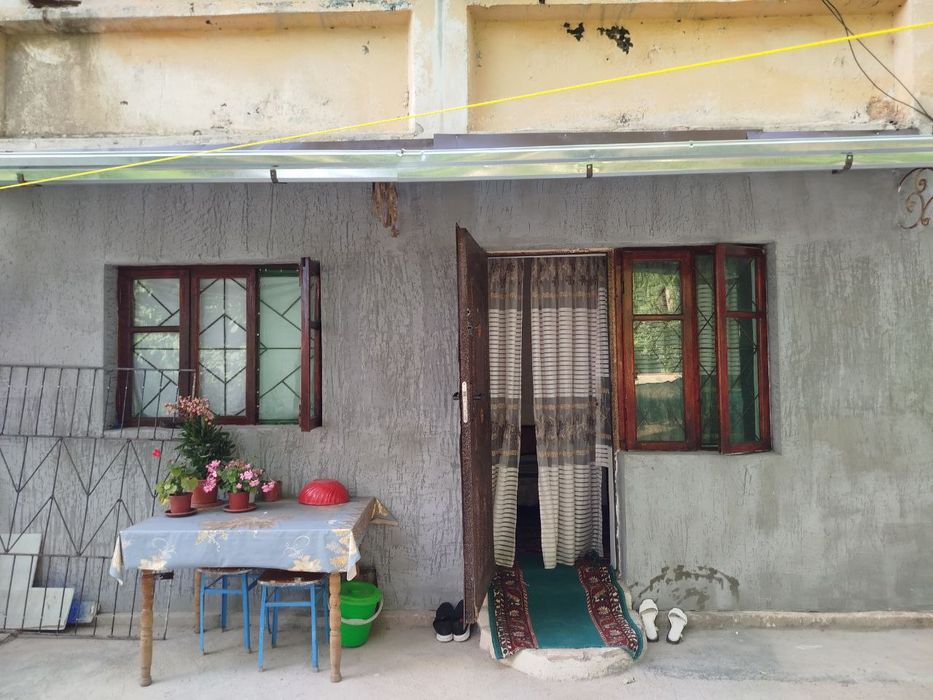 Uy sotiladi 2 xonali