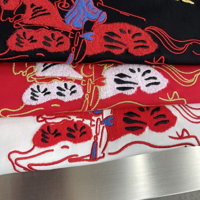 Tricou Burberry , calitate premium , pe comanda , nou , L