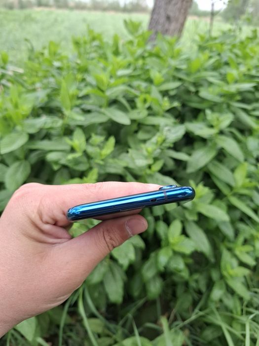 Honor 20 Pro // yengi 256 gb