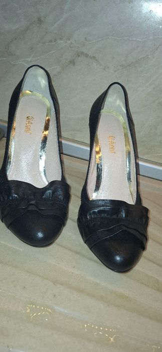 Дамски офицялни токчета