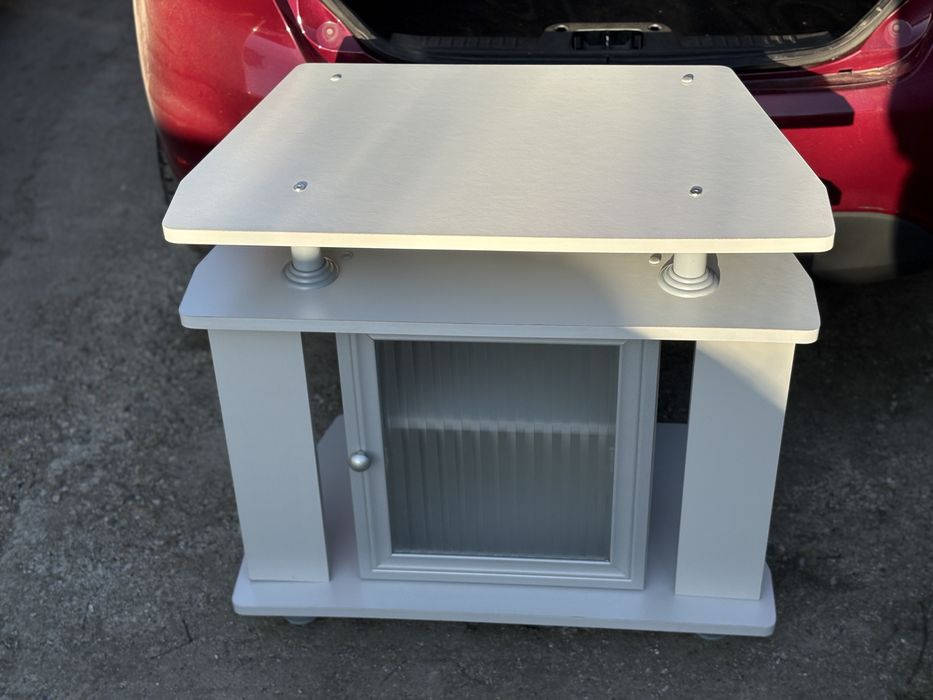 Vand comoda TV/sufragerie