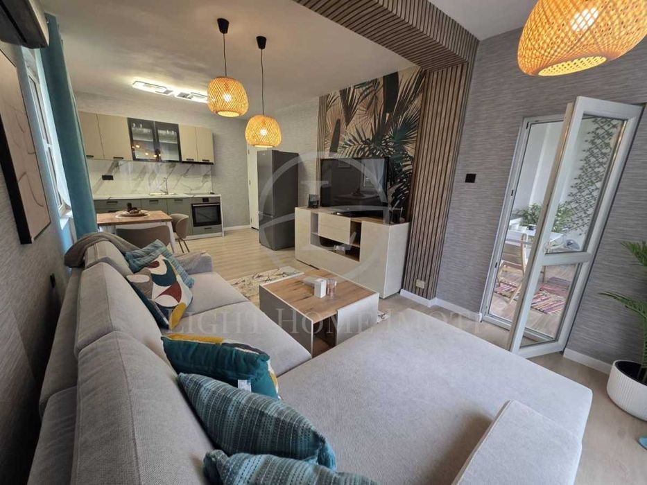 Продава се Тристаен апартамент в Пловдив, Кършияка - 78 кв.м за 1111 €/кв.м - Снимка #1