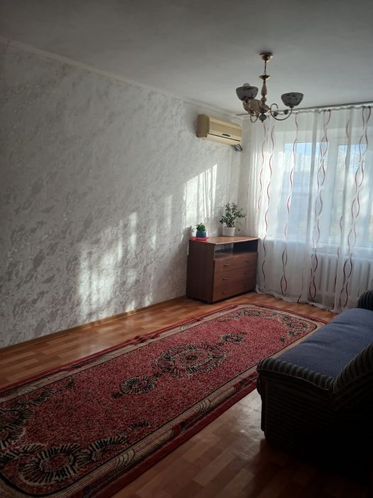 Сдам 2-х комн. квартиру, р-н Космос