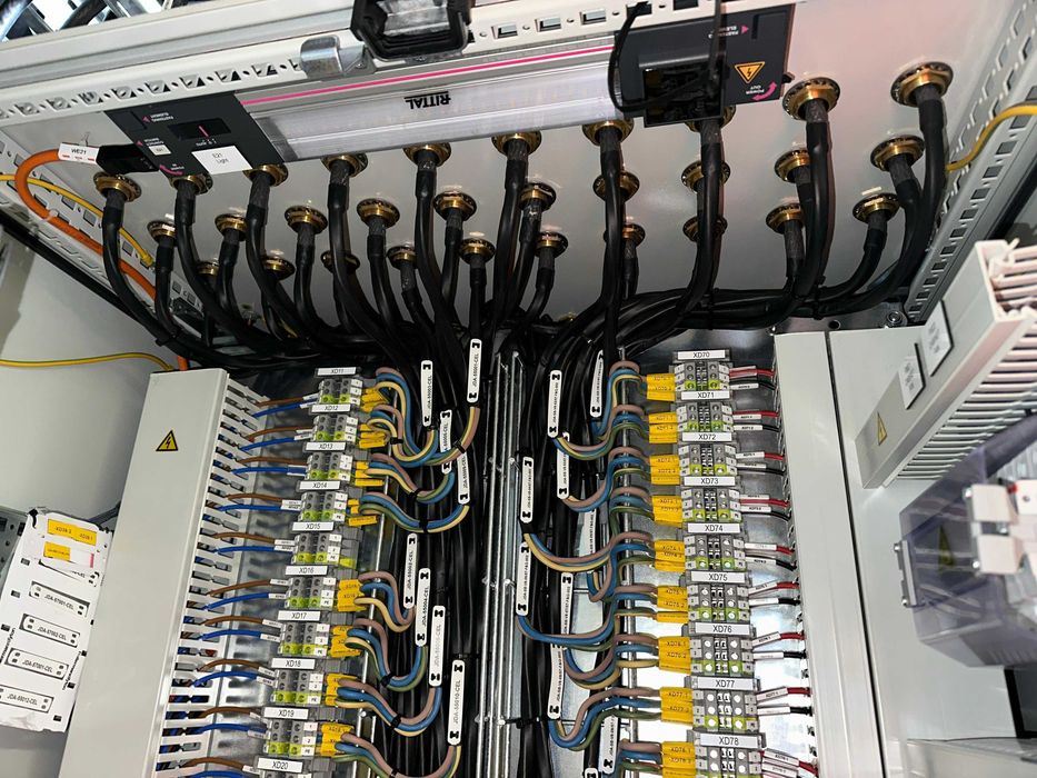 Proiectare și executie instalații electrice | High Efficiency SRL