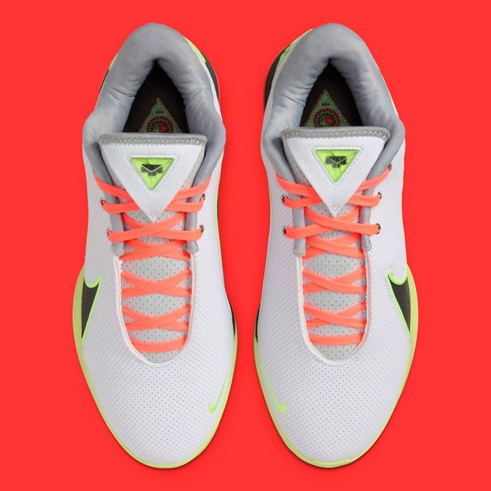 Nike Lebron XXII Crown jewell 43 originali