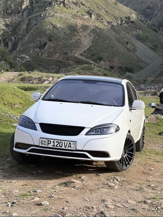 Продаю Gentra 2015