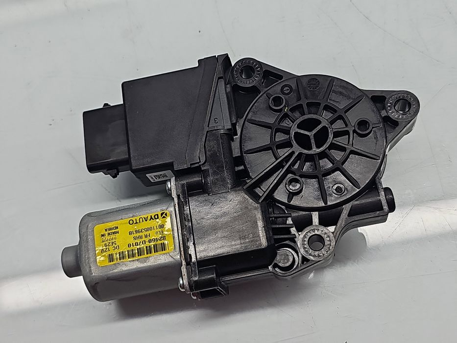 Motoras geam dreapta fata Hyundai Tucson (TL) [Fabr 2015-2020] SUV 824