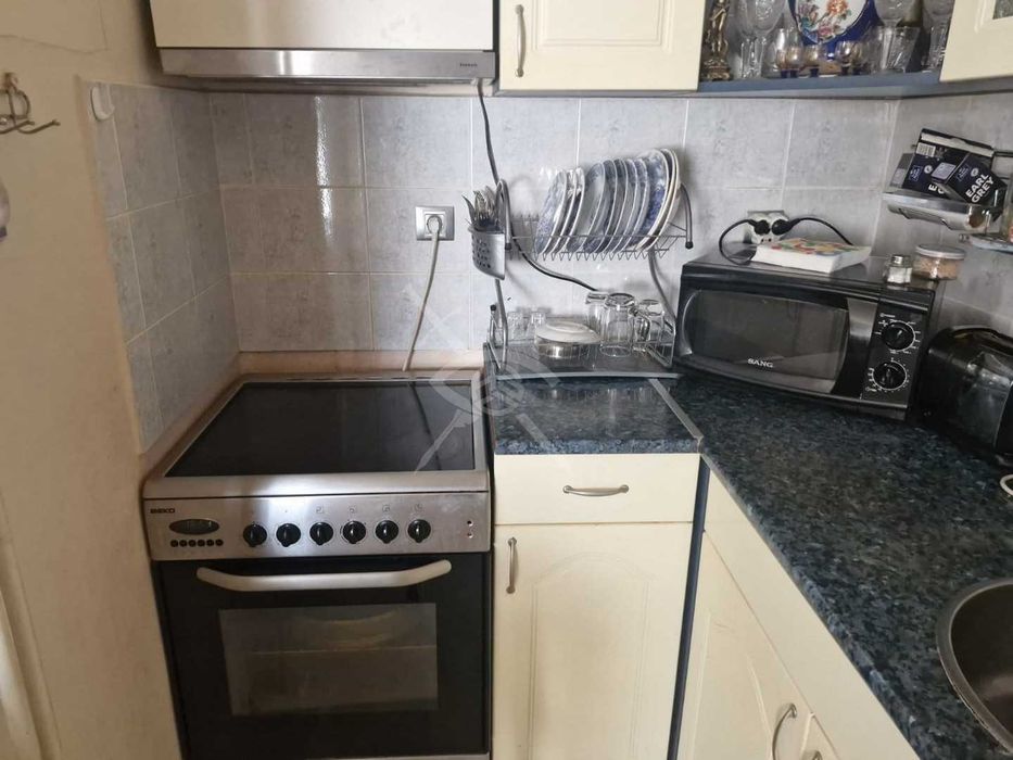 Дава се под наем Тристаен апартамент в София, Младост 1 - 80 кв.м за 1100 € - Снимка #3