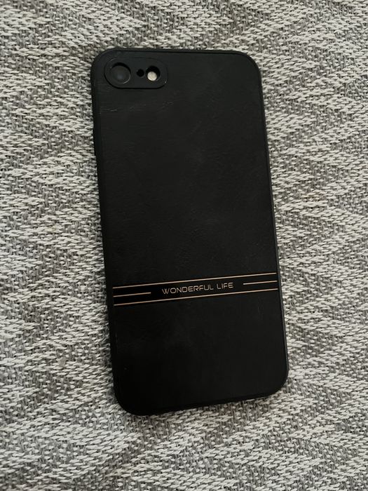 продам айфон 7 срочно