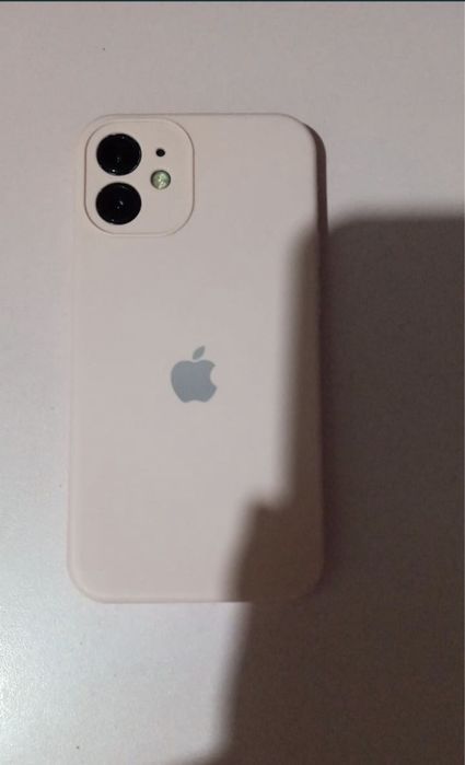 Iphone 12 mini в хорошем состоянии