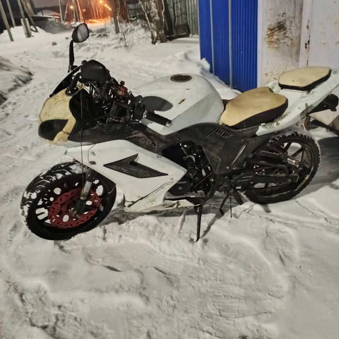 Продам мото 250куб