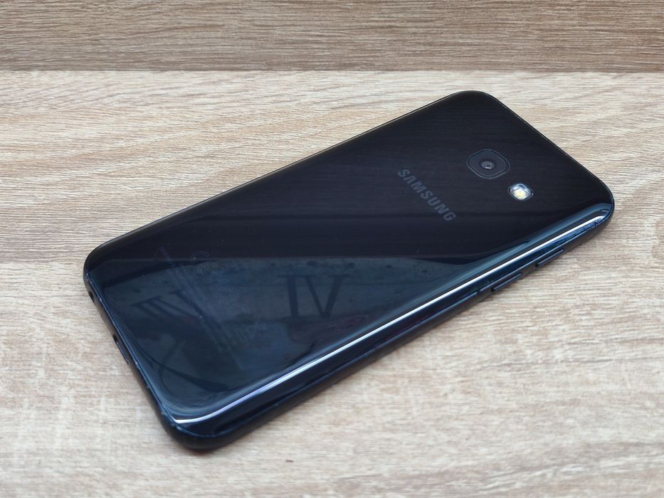 Samsung Galaxy A3 (2017) 16GB Black IMPECABIL
