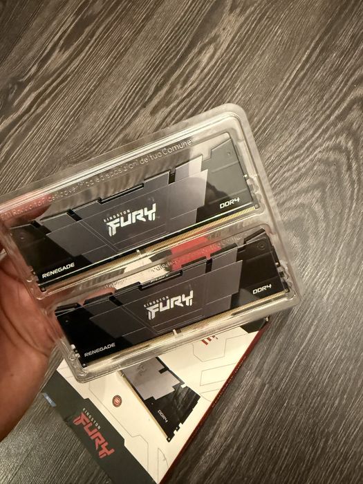 64GB RAM DDR4 3600MHz Kingston Fury Renegade (2x32GB)