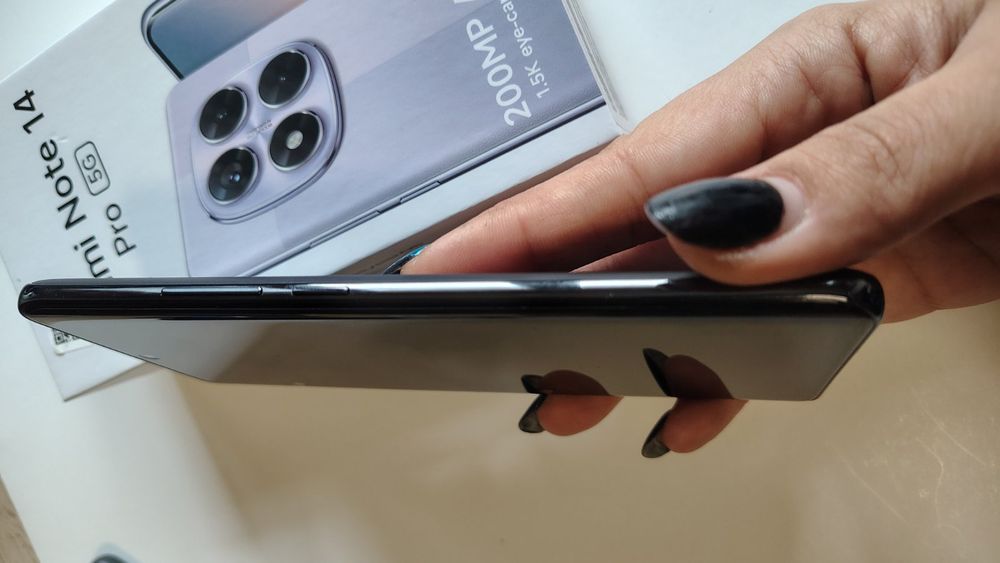 Xiaomi Redmi Not 14 pro