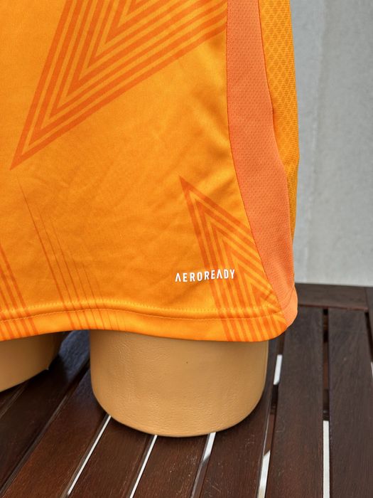 Мъжка футболна тениска Adidas Real Madrid - размер S, КАТО НОВА