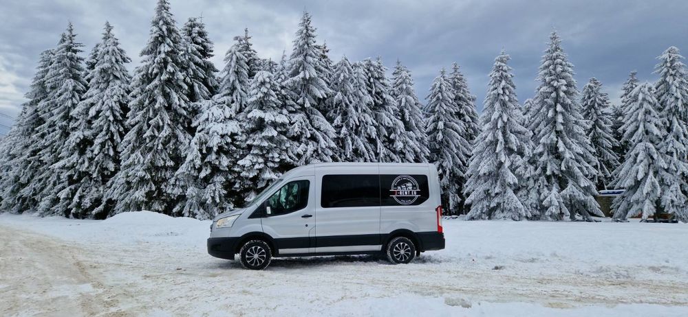 Уикенд пакет пътнически бус под наем