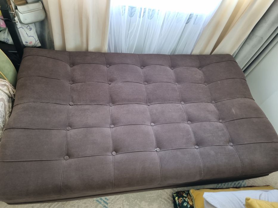Продам диван книжку