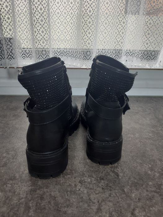 Vand ghete dama culoare negru marime 38