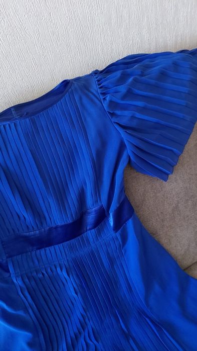 Продам платье нарядное