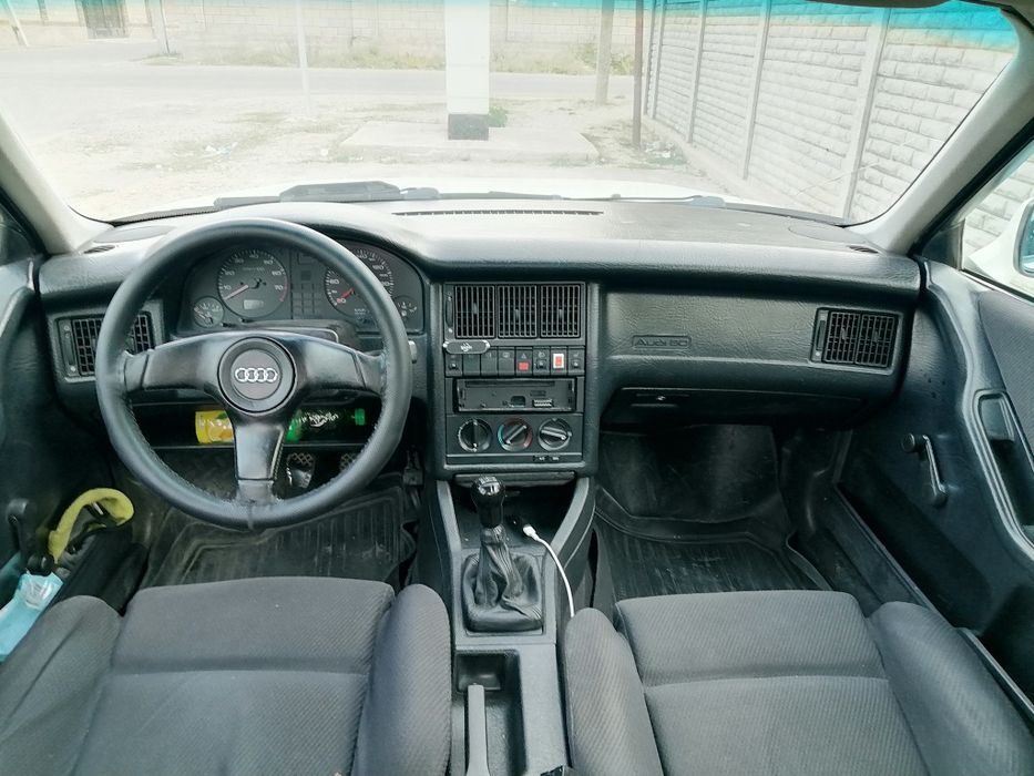 Продаю Audi 80 B4