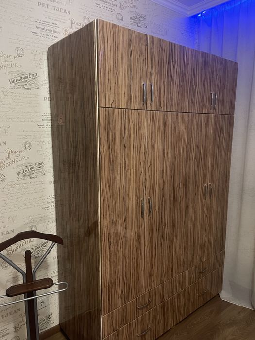 Шкаф в идеальном состоянии