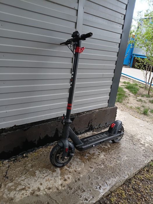 Электро самокат продам