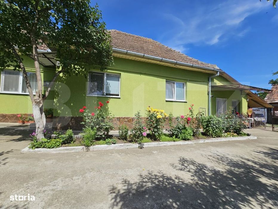 Casa renovata, 4.237mp teren intravilan, Dublu front stradal, Razboien