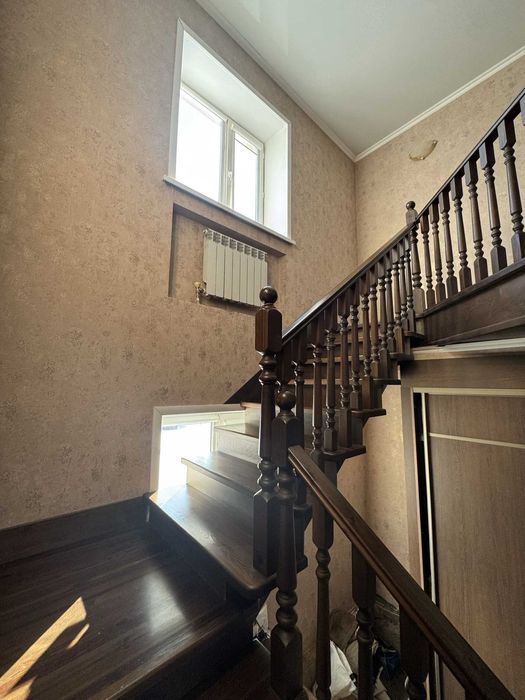 Продажа 2-этажного дома