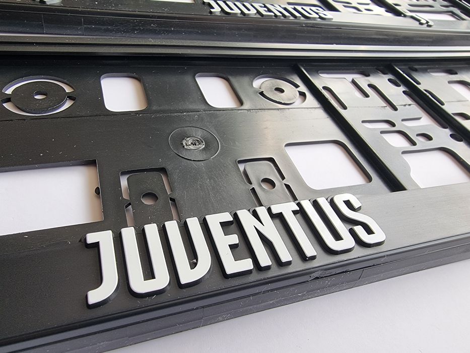 2 броя Подложки за регистрационен номер Juventus