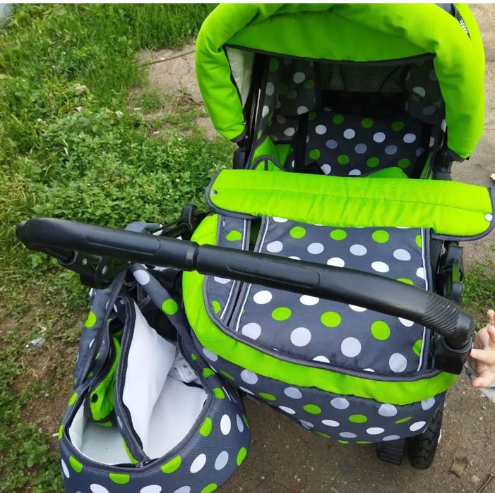 Продам детскую коляску