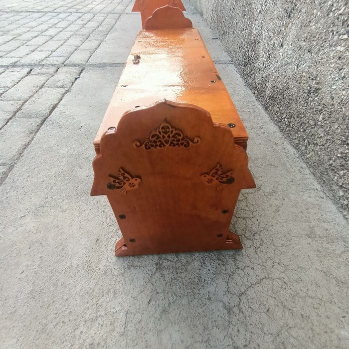 Кормушки и клетки для голубей
