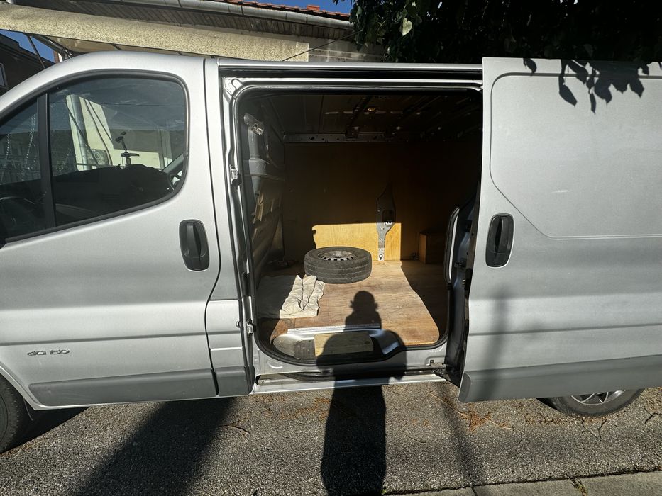 RENAULT Trafic 0 — imagine 4