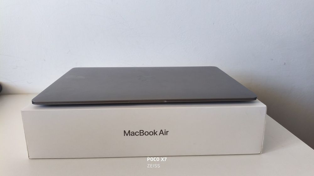 Продается Macbook Air