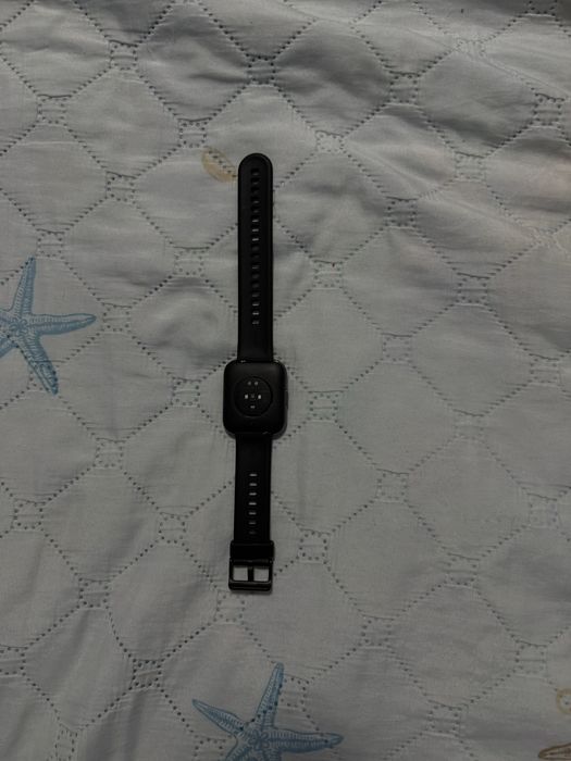 Смарт часовник.