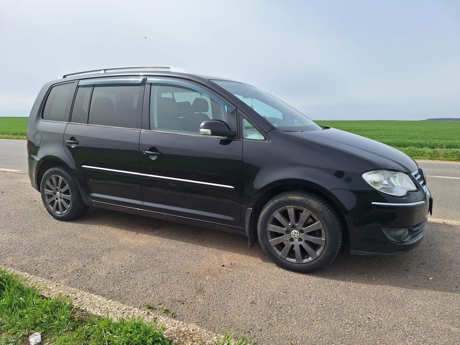 Vând VW Touran 7 locuri
