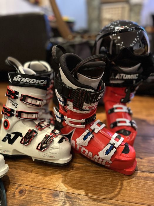 Clapari (Atomic si Nordica), schiuri (Fischer, Head) casti ( Caso)