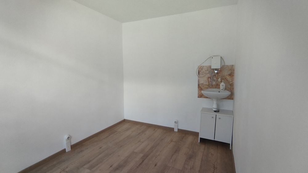 Продава се Магазин в Варна, Владислав Варненчик - 8 кв.м за 1875 €/кв.м - Снимка #1