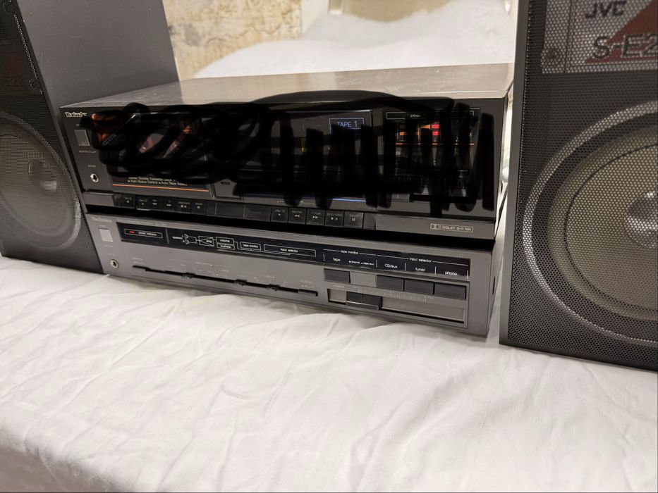 Technics усилитель в рабочем состоянии