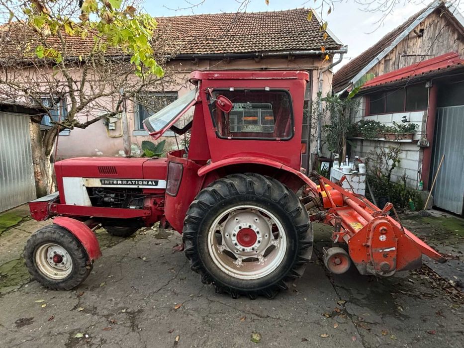 Tractor INTERHARV-IHC 654S+ Freza