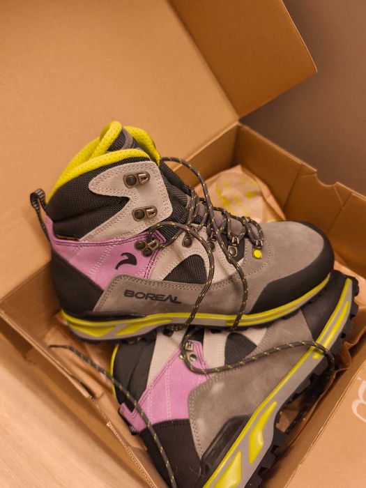 Дамски Трекинг обувки Boreal Kerala W нови 38 номер