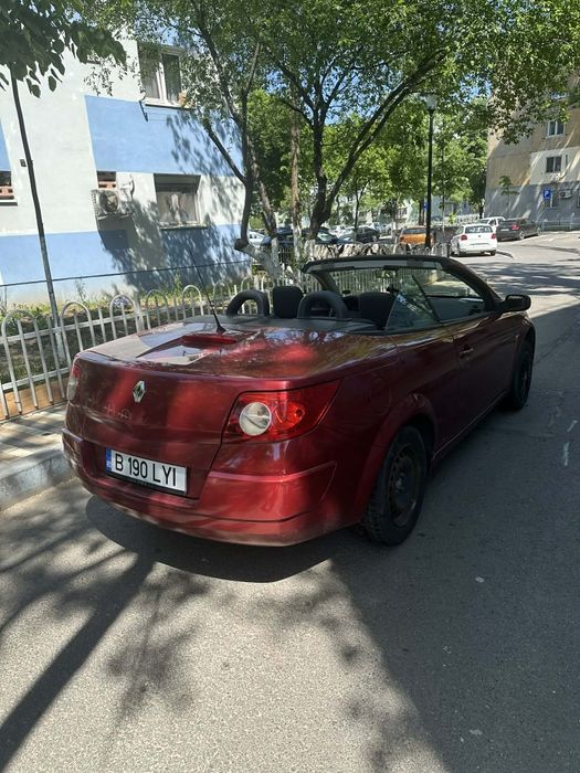 Renault Megane anul 2007 Cabriolet  – decapotabilă
	•	An fabricație: 2007