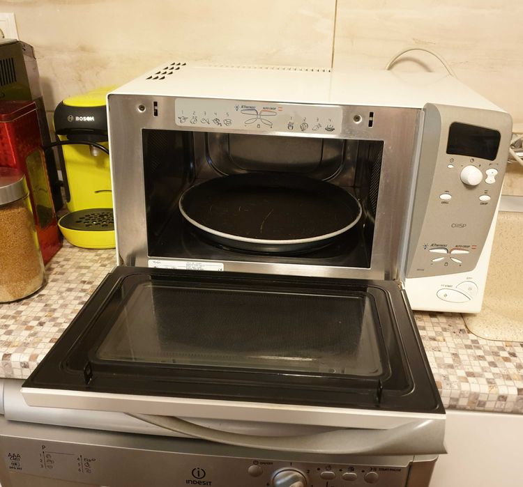 Cuptor cu microunde Wirlpool