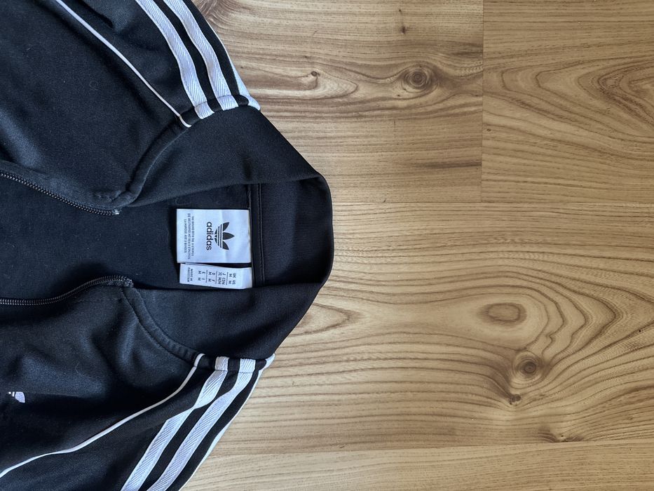 Adidas три ленти черно