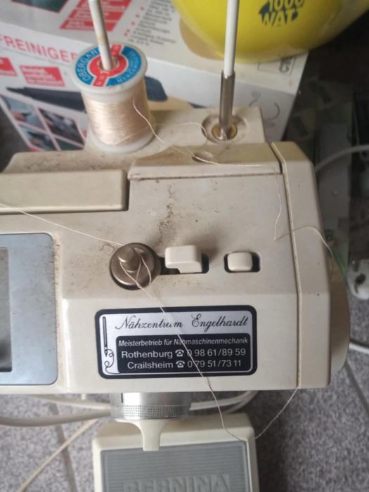 Професионална шевна малина Bernina 1020