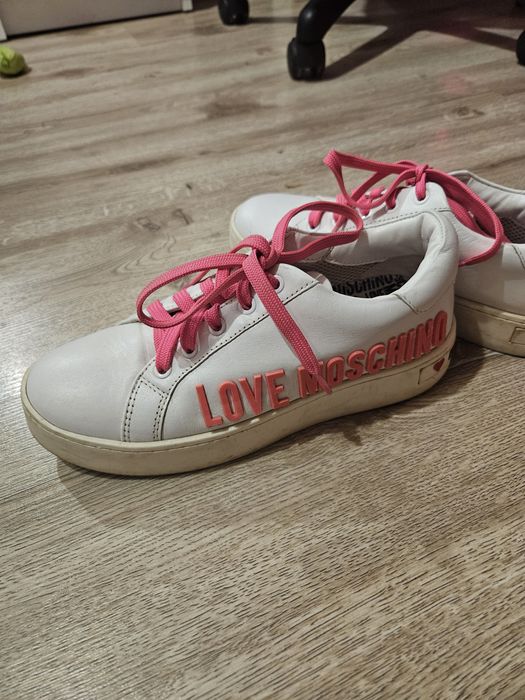 Moschino дамски кецове естествена кожа